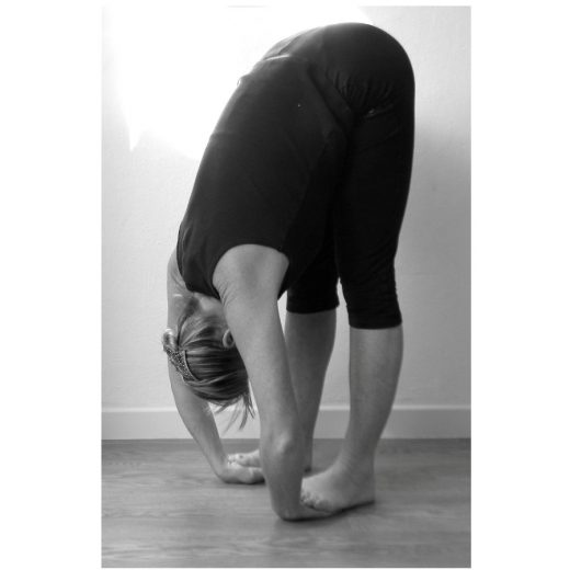 Padahastasana